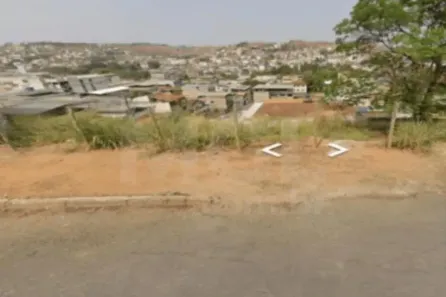 Lote/Terreno à venda, 360m² no Jardim Inês Groppo, Ubá