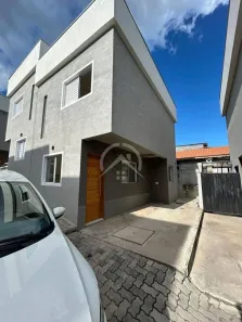 Casa de Condomínio com 2 Quartos à venda, 58m² no Jardim Santo Antônio, Atibaia