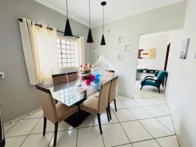 Casa com 3 Quartos à venda, 155m² no Jardim Brasil, Araçatuba