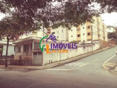 Casa com 3 Quartos à venda, 205m² no Jardim Cascatinha, Poços de Caldas
