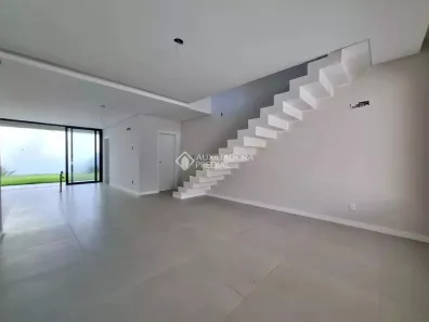 Sobrado com 3 Quartos à venda, 185m² no Saguaçu, Joinville
