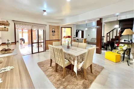 Sobrado com 3 Quartos à venda, 217m² no São José, Canoas
