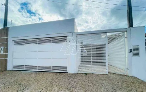 Casa com 3 Quartos para alugar, 125m² no Maria Paula, Marília