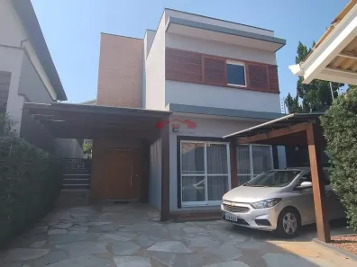 Casa com 3 Quartos à venda, 210m² no Parque Rural Fazenda Santa Cândida, Campinas