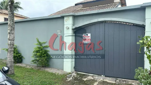 Sobrado com 3 Quartos à venda, 250m² no Balneário Gardem Mar, Caraguatatuba