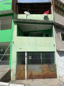 Sobrado com 4 Quartos à venda, 200m² no Jardim Iracema, Taboão da Serra