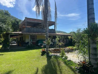 Fazenda/Sítio com 2 Quartos à venda, 2290m² no São José do Imbassaí, Maricá