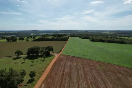 Fazenda/Sítio à venda, 1000m² no , Bandeirantes