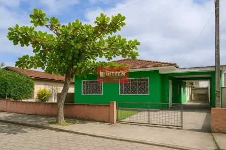 Casa com 3 Quartos à venda, 114m² no Centro, Penha