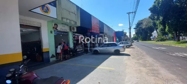 Sala Comercial para alugar, 25m² no Dona Zulmira, Uberlândia