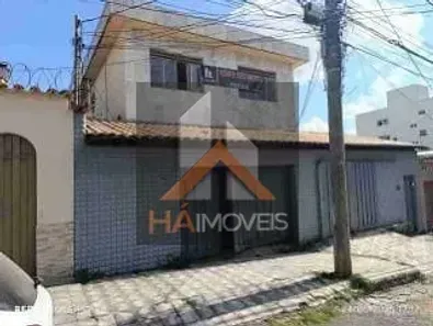 Casa com 5 Quartos para alugar, 210m² no Santa Inês, Belo Horizonte