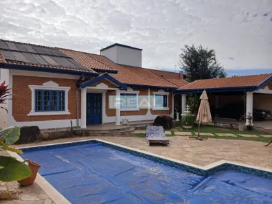 Fazenda/Sítio com 3 Quartos à venda, 190m² no Nova Veneza, Paulínia