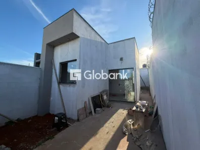 Casa com 3 Quartos à venda, 55m² no Independência, Montes Claros