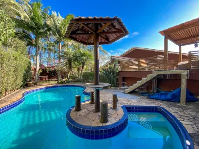 Casa de Condomínio com 4 Quartos à venda, 400m² no Jardim Indaiá, Embu das Artes