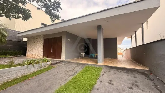 Imóvel Comercial com 5 Quartos para alugar, 276m² no Nova Campinas, Campinas