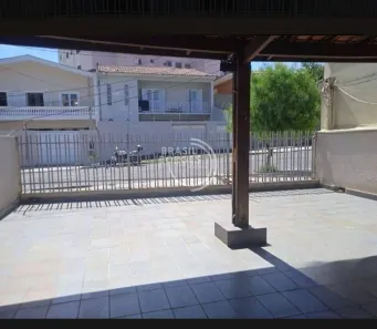 Sobrado com 3 Quartos à venda, 132m² no Vila Trujillo, Sorocaba