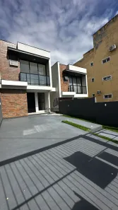 Sobrado com 3 Quartos à venda, 110m² no Serraria, São José