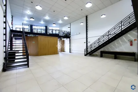 Prédio Comercial à venda, 400m² no Cavalhada, Porto Alegre