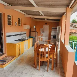 Fazenda/Sítio com 3 Quartos à venda, 213m² no Rodovia, São Bento do Sapucaí