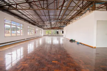 Prédio Comercial para alugar, 874m² no Centro, Blumenau