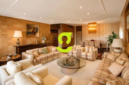 Apartamento com 3 Quartos à venda, 224m² no Bom Fim, Porto Alegre