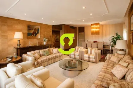 Apartamento com 3 Quartos à venda, 224m² no Bom Fim, Porto Alegre