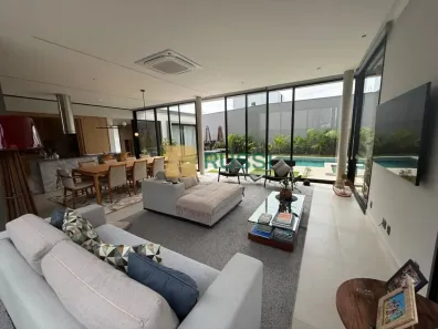 Sobrado com 5 Quartos à venda, 360m² no Condomínio Residencial Alphaville I, São José dos Campos
