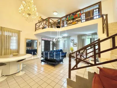 Casa com 4 Quartos à venda, 650m² no Candelária, Natal