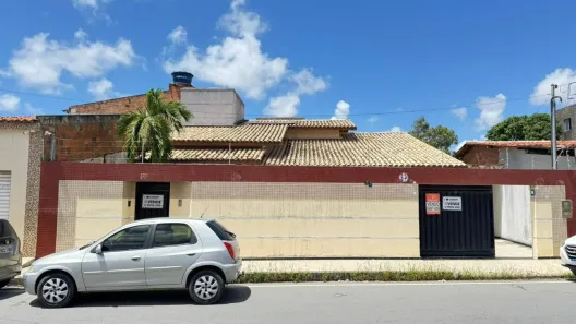 Casa com 3 Quartos à venda, 240m² no Marcos Freire II, Nossa Senhora do Socorro