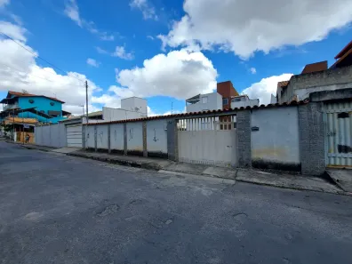 Casa com 2 Quartos à venda, 300m² no Fonte Grande, Contagem