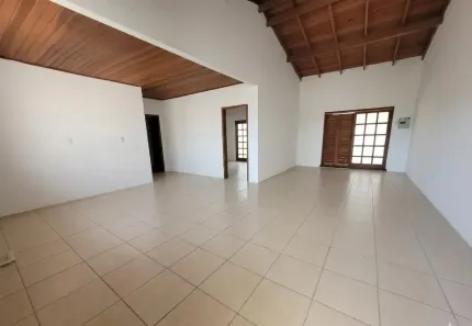 Apartamento com 2 Quartos para alugar, 80m² no Restinga, Porto Alegre
