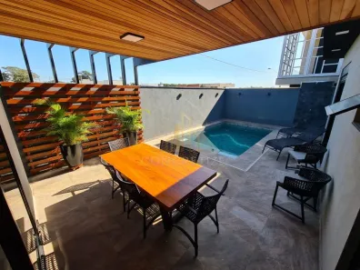 Casa de Condomínio com 3 Quartos à venda, 205m² no Residencial Villa de León, Piratininga