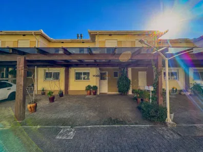 Casa de Condomínio com 3 Quartos à venda, 144m² no Marechal Rondon, Canoas
