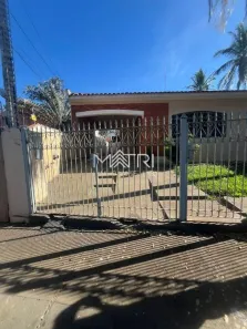 Casa com 2 Quartos para alugar, 158m² no Centro, Araraquara