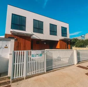 Sobrado com 3 Quartos à venda, 99m² no Ambrósio, Garopaba
