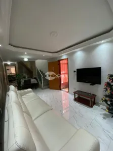 Casa com 3 Quartos à venda, 150m² no Taboão, Diadema