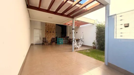 Casa com 3 Quartos à venda, 120m² no Jardim Paris III, Maringá