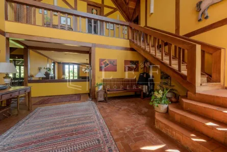 Casa de Condomínio com 6 Quartos à venda, 388m² no , Campos do Jordão