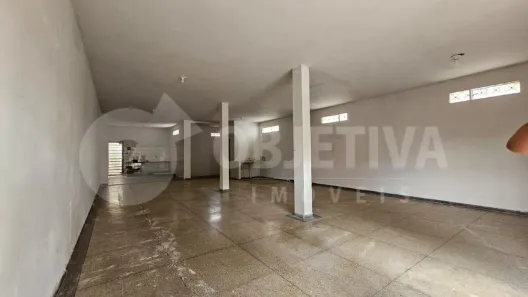 Ponto Comercial para alugar, 100m² no São Jorge, Uberlândia