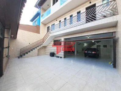 Sobrado com 4 Quartos à venda, 305m² no Jardim Santo André, Santo André