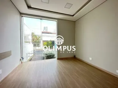 com 3 Quartos à venda, 400m² no Centro, Uberlândia
