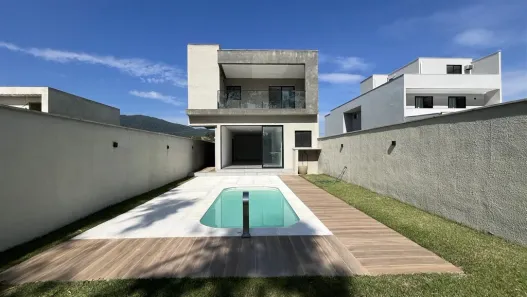 Casa com 3 Quartos à venda, 255m² no Guaratiba, Rio de Janeiro