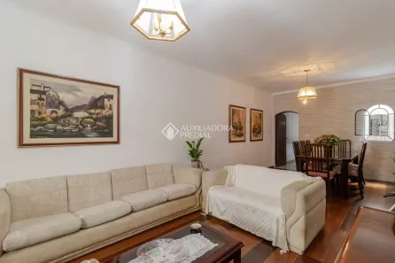 Sobrado com 4 Quartos à venda, 220m² no Nova Petrópolis, São Bernardo do Campo
