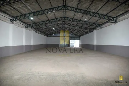 Galpão/Depósito/Armazém com 3 Quartos para alugar, 318m² no Atuba, Curitiba