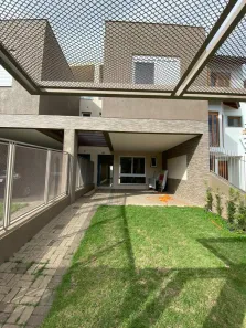 Casa com 3 Quartos à venda, 171m² no Espírito Santo, Porto Alegre