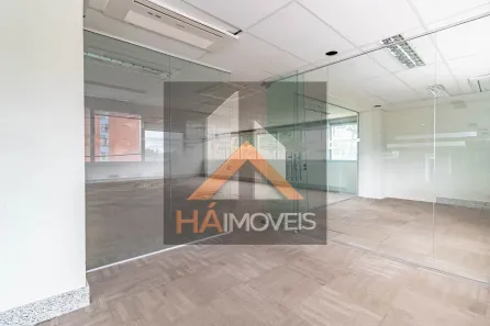 Sala Comercial para alugar, 800m² no Santa Efigênia, Belo Horizonte