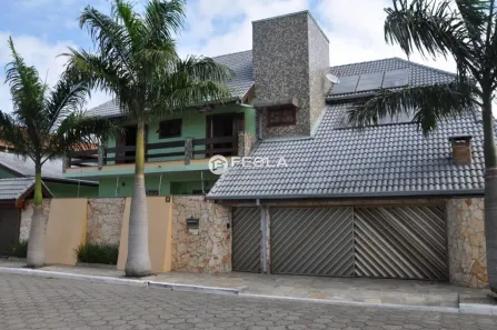 Casa com 6 Quartos à venda, 331m² no Cidade Balneária Peruíbe, Peruíbe