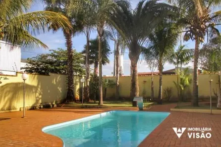 Casa com 4 Quartos à venda, 213m² no Vila Silvéria, Araxá
