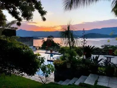 Casa com 5 Quartos à venda, 450m² no Enseada, Angra dos Reis