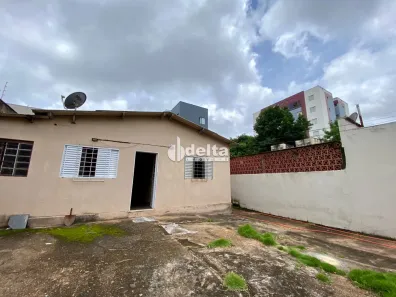 Ponto Comercial à venda, 212m² no Umuarama, Uberlândia